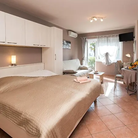 Apartamento Karmen 1