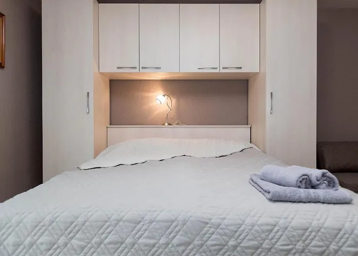 Apartamento Karmen 1 *